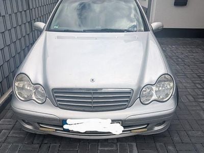 Mercedes C180