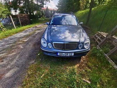 Mercedes E320