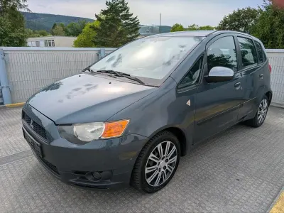 Gebraucht Mitsubishi Colt 75 PS (55 kW) 2009 Grau Kleinwagen