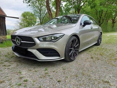 Gebraucht Mercedes CLA220 Shooting Brake 190 PS (139 kW) 2019 Silber Kombi
