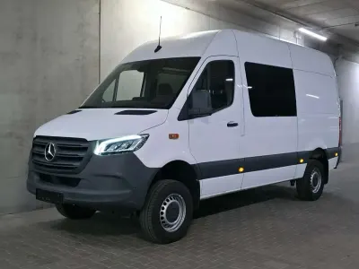 Używany Mercedes Sprinter 163 KM (119 kW) 2021 Biały Van