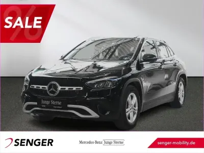Gebraucht Mercedes GLA200 163 PS (119 kW) 2024 Schwarz SUV