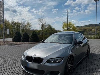 Usata BMW 330 320 CV (235 kW) 2008 Grigio Coupé