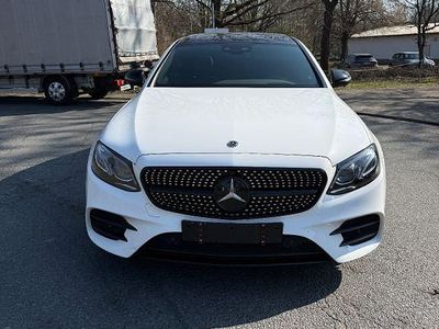 Gebraucht Mercedes E400 AMG line 340 PS (250 kW) 2019 Weiß Limousine