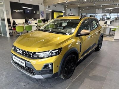Neu Dacia Sandero Extreme 122 PS (89 kW) 2026 Gelb Limousine