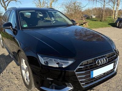 Gebraucht Audi A4 Advanced 204 PS (150 kW) 2020 Schwarz Kombi