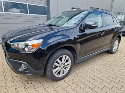 Gebraucht Mitsubishi ASX Intense 150 PS (110 kW) 2013 Schwarz SUV