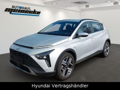Gebraucht Hyundai Bayon Intro Edition 101 PS (74 kW) 2021 Sleek silver SUV