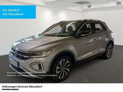 Second-hand VW T-Roc Style 150 CP (110 kW) 2022 Argintiu SUV
