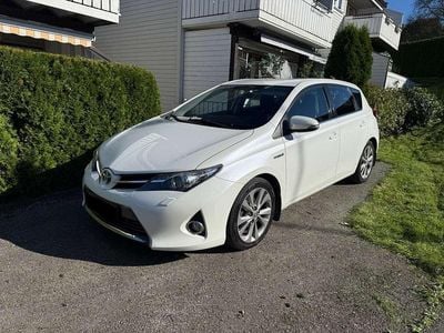 Toyota Auris Hybrid