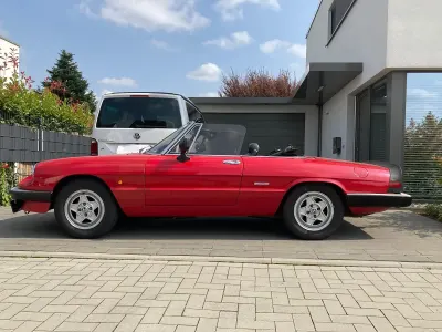 Gebraucht Alfa Romeo Spider 103 PS (75 kW) 1986 Rot Cabrio