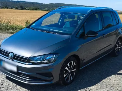 Gebraucht VW Golf Sportsvan IQ Drive 115 PS (84 kW) 2019 Silber Van / Kleinbus
