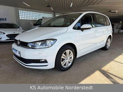 Używany VW Touran Trendline 116 KM (85 kW) 2017 Biały Minivan