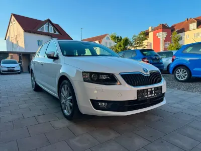 Gebraucht Skoda Octavia Elegance 179 PS (131 kW) 2014 Weiß Kombi