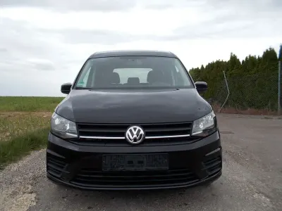 Gebraucht VW Caddy Trendline 84 PS (61 kW) 2017 Schwarz Van / Kleinbus