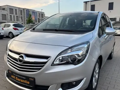 Gebraucht Opel Meriva Innovation 101 PS (74 kW) 2014 Silber Van / Kleinbus