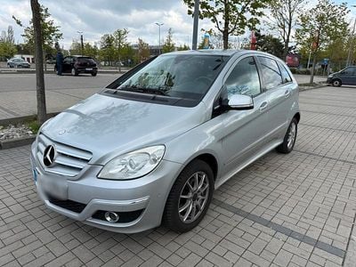 Usata Mercedes B170 115 CV (84 kW) 2009 Argento Monovolume