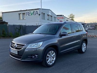 Używany VW Tiguan Team 150 KM (110 kW) 2010 Szary SUV