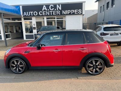 Gebraucht Mini Cooper 136 PS (100 kW) 2023 Chili red Kleinwagen