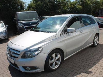 gebraucht Mercedes B200 B -KlasseNavi/AHK/Leder/Gepflegt/EURO6