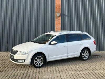 Gebraucht Skoda Octavia Elegance 150 PS (110 kW) 2014 Weiß Kleinwagen