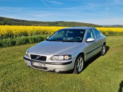 Gebraucht Volvo S60 140 PS (102 kW) 2002 Silber Limousine