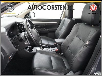 Mitsubishi Outlander P-HEV