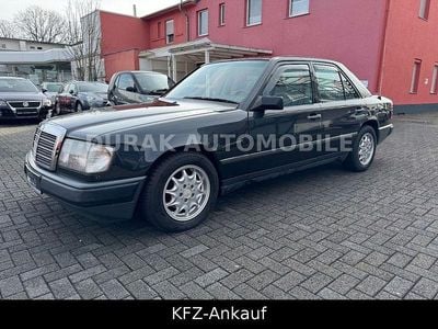 Gebraucht Mercedes E260 160 PS (117 kW) 1988 Schwarz Limousine