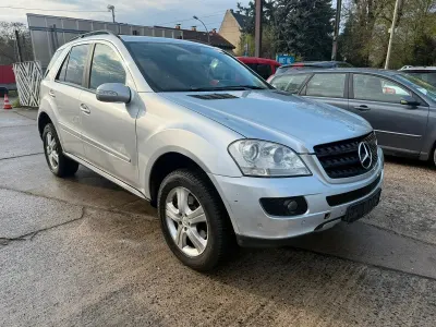 Gebraucht Mercedes ML280 190 PS (139 kW) 2008 Iridiumsilber SUV