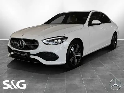 Second-hand Mercedes C200 163 CP (119 kW) 2025 Alb Berlinǎ