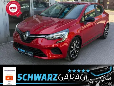Gebraucht Renault Clio V Equilibre 91 PS (66 kW) 2022 Rot Kleinwagen