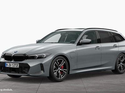 Gebraucht BMW 330e M Sport 184 PS (135 kW) 2025 Skyscraper grau Kombi