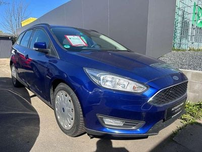 Używany Ford Focus Trend 105 KM (77 kW) 2015 Niebieski Kombi