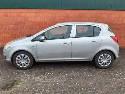 Gebraucht Opel Corsa 80 PS (58 kW) 2008 Silber Limousine
