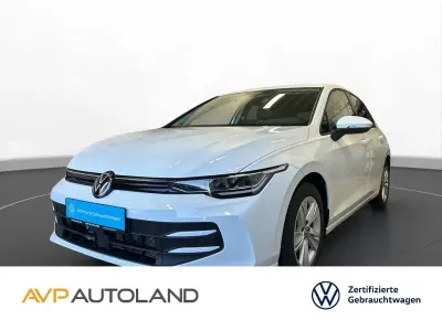 Usata VW Golf VIII Life 116 CV (85 kW) 2025 Bianco Berlina