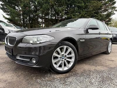Usata BMW 530 Comfort Edition 258 CV (189 kW) 2015 Marrone Berlina