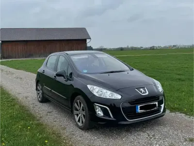 Gebraucht Peugeot 308 120 PS (88 kW) 2011 Schwarz Kleinwagen