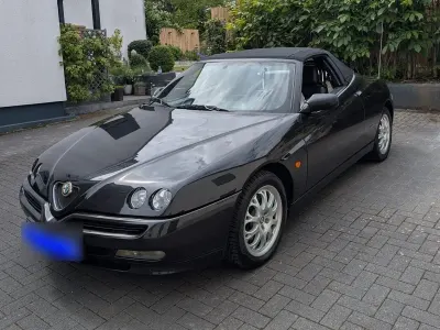 Gebraucht Alfa Romeo Spider 155 PS (114 kW) 2000 Schwarz Cabrio