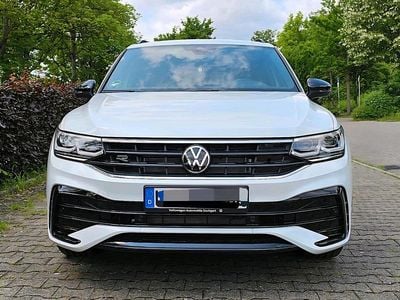 Gebraucht VW Tiguan Black Edition 150 PS (110 kW) 2023 Weiß SUV