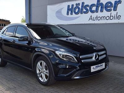 Mercedes GLA220