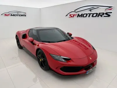 Gebraucht Ferrari 296 829 PS (609 kW) 2022 Rot