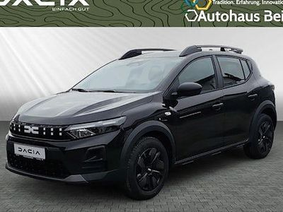 Neu Dacia Sandero Essentiel 110 PS (80 kW) 2026 Schwarz Limousine