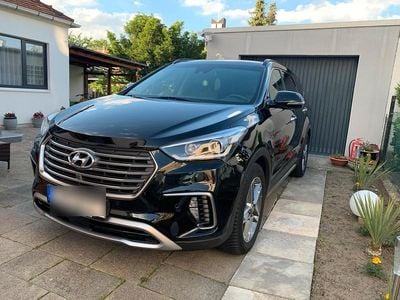 Hyundai Grand Santa Fe