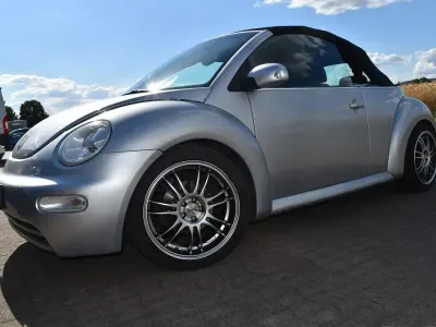 Gebraucht VW New Beetle Cabriolet Highline 102 PS (75 kW) 2003 Silber Cabrio