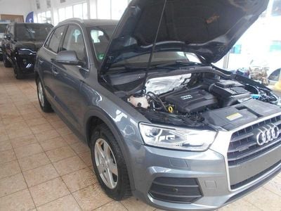 Gebraucht Audi Q3 Ambiente 179 PS (131 kW) 2017 Silber SUV