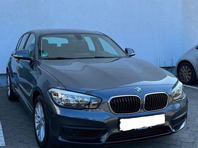 Gebraucht BMW 118 136 PS (100 kW) 2019 Grau Kleinwagen