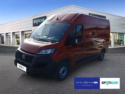 Usado Fiat Ducato 33 140 HP (102 kW) 2023 Vermelho Van