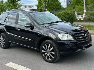 Brugt Mercedes ML320 224 HK (164 kW) 2006 Sort SUV