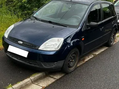 Gebraucht Ford Fiesta 69 PS (50 kW) 2004 Blau Kleinwagen