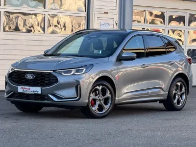 Gebraucht Ford Kuga ST-Line X 186 PS (136 kW) 2024 Silber SUV